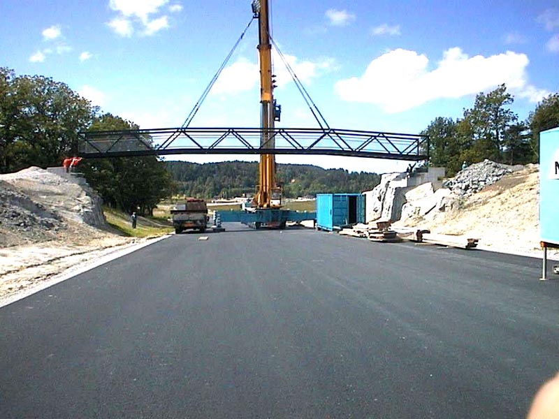 11148a.jpg (102562 bytes)