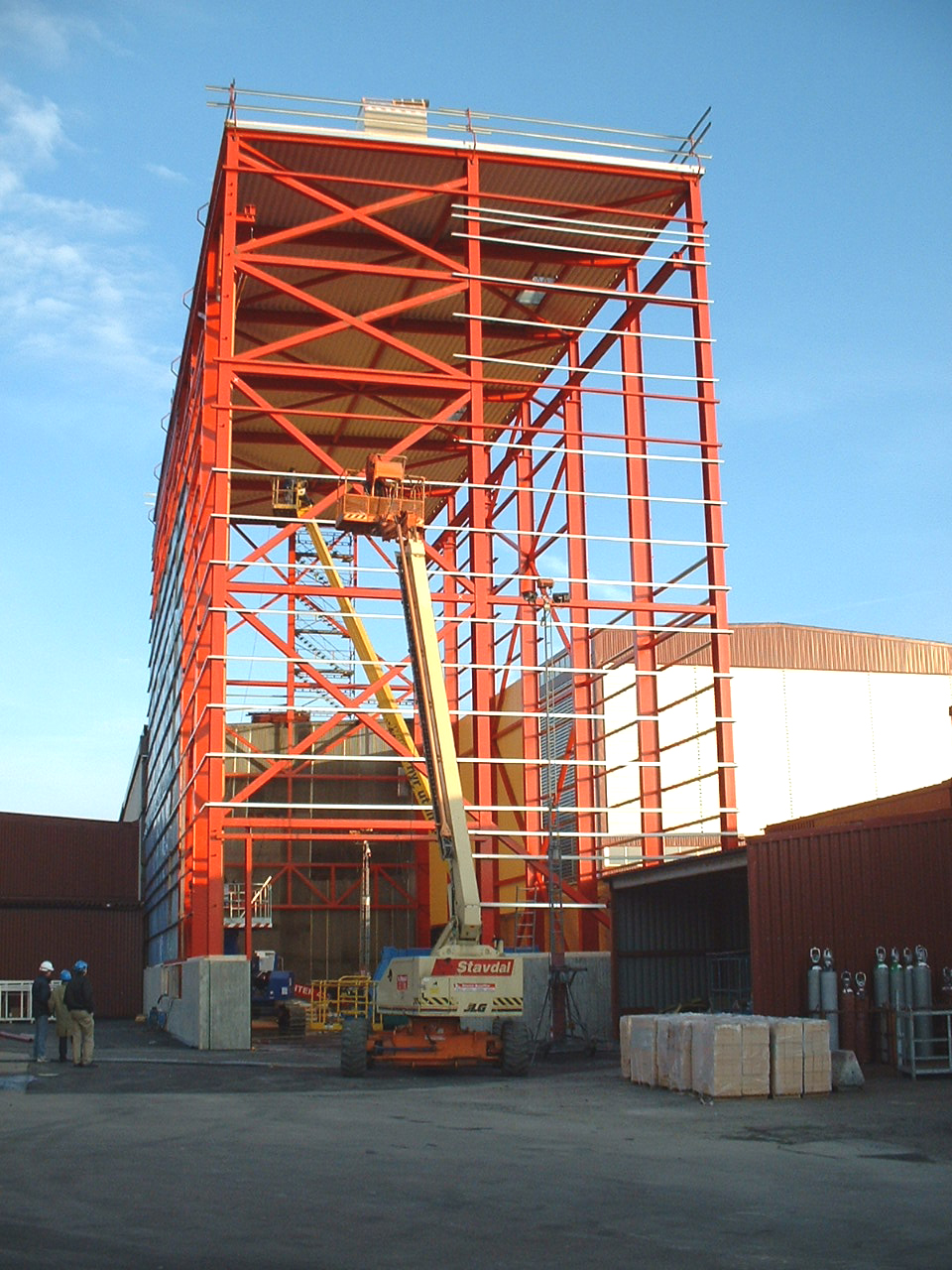 24345 GAVEL 1.JPG (821541 bytes)